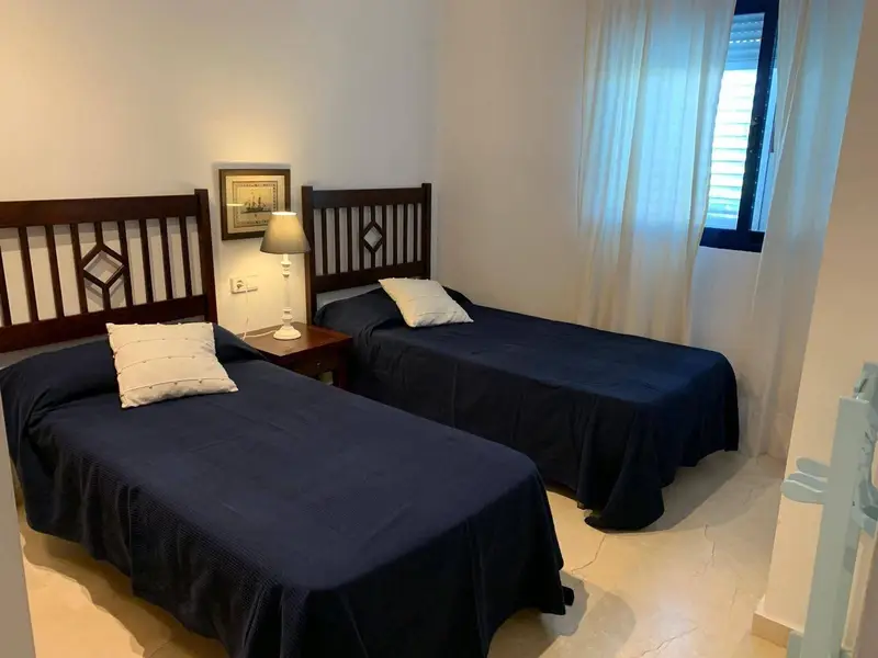Apartamento en Xeraco con Vistas al Mar y Acceso Directo a la Playa