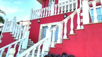 Chalet en Venta en Candás Asturias con Vistas al Mar