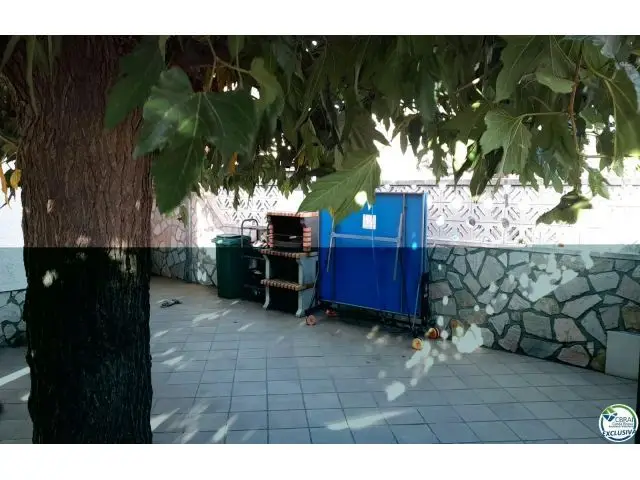 Chalet en Venta Empuriabrava Girona 4 Dormitorios Jardin Piscina
