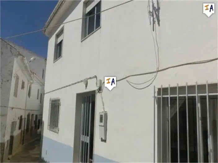 Casa en Castillo de Locubin  Andalucia Ideal Primera Vivienda o Inversion