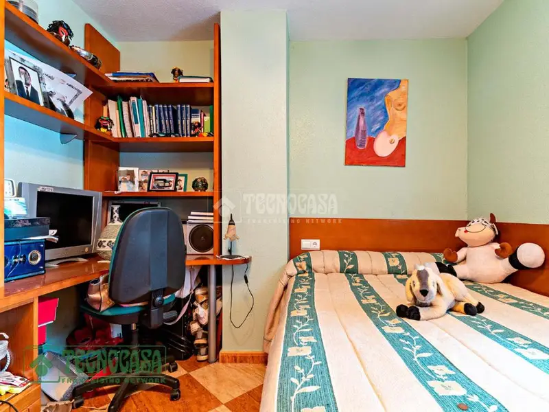 Piso en Venta Roquetas de Mar Cerca de la Playa
