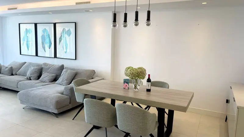Apartamento Lujo 3 Dormitorios Nueva Andalucia Vistas al Mar