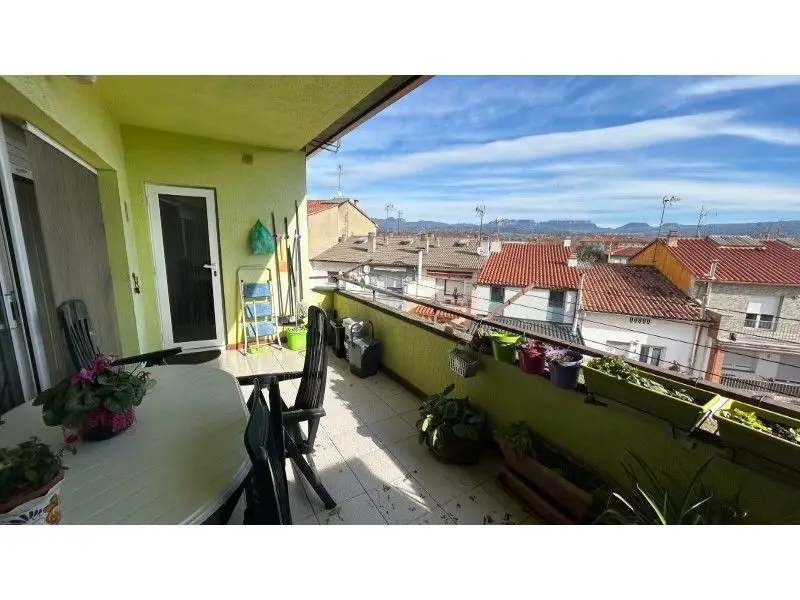 Venta Piso Reformado 120m2 Atico 30m2 Terraza Manlleu