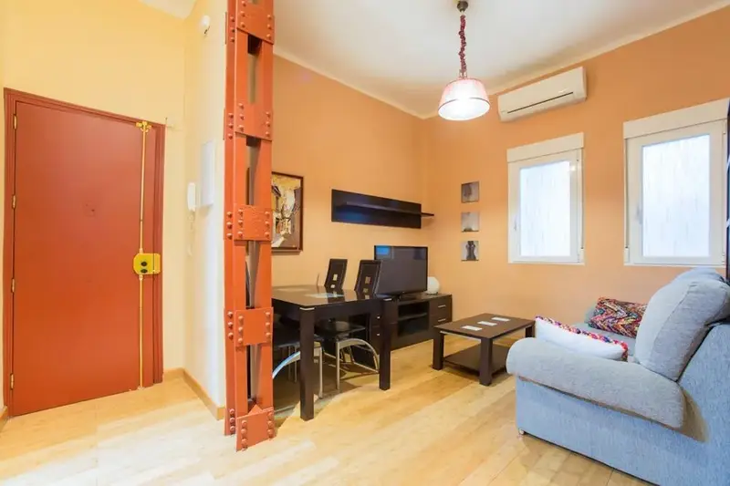 Apartamento en Alquiler Madrid 2 dormitorios 1 ba
jo
