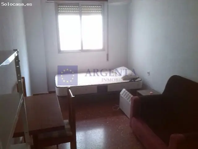 Piso Venta Cáceres Centro Amueblado con Garaje y Trastero