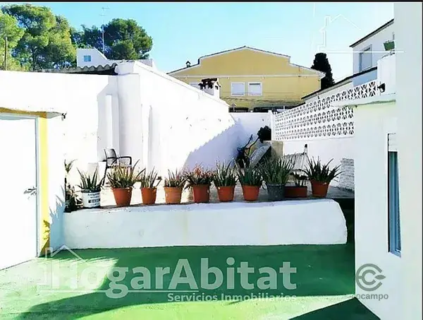 Chalet en Cañada Paterna con Terraza Jardín y 4 Dormitorios