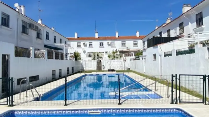 Casa Adosada en Cavaleri 4 Dormitorios Piscina Comunitaria