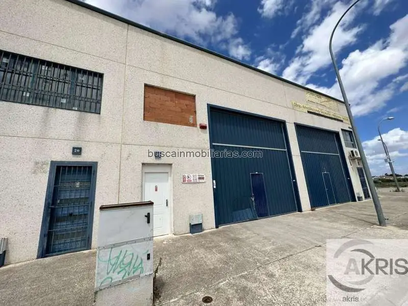 Nave Industrial en Venta El Viso de San Juan