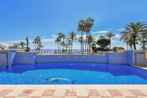 Atico Duplex Primera Linea de Playa San Pedro Alcántara