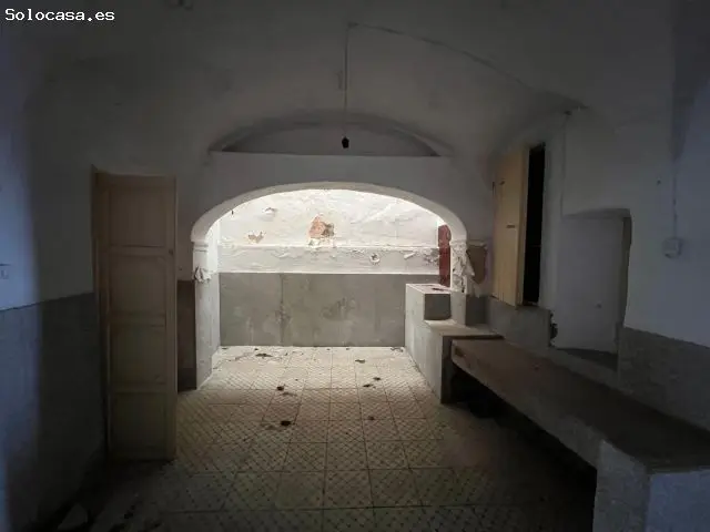 Casa de Dos Plantas en Alcuescar a Reformar