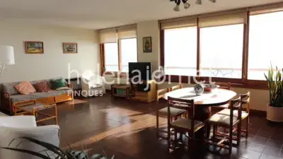 Piso en venta en Passeig de Josep Mundet, cerca de Carrer de Sant Antoni