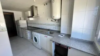 Piso en venta: 2 dormitorios, amueblado, trastero y opción a garaje