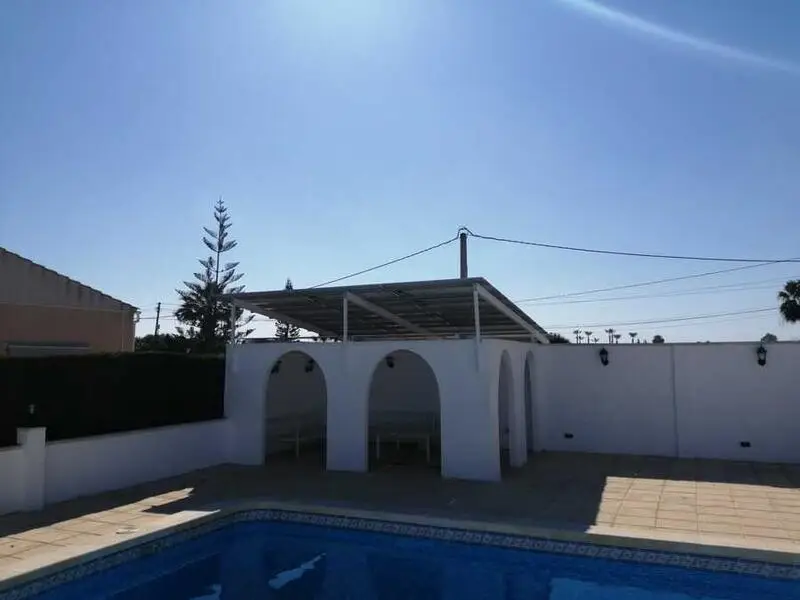 Villa en Venta Dolores Alicante 3 Dormitorios Piscina