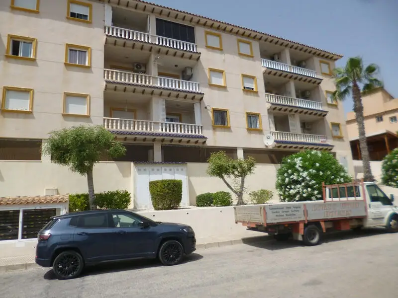 Apartamento 2 Dormitorios Playa Flamenca Alicante