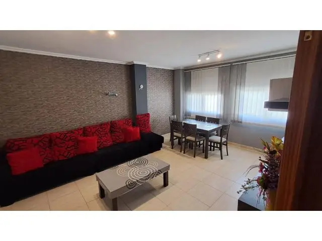 Piso VPO 3 Habitaciones 2 Baños Almansa Zona Herminio Almendros