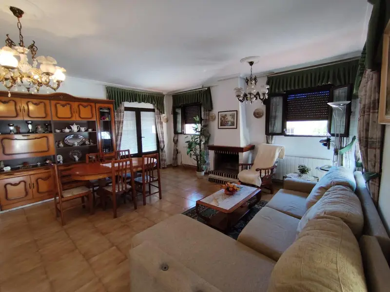 Casa Villa 4 Dormitorios Torrevieja Espa	1a