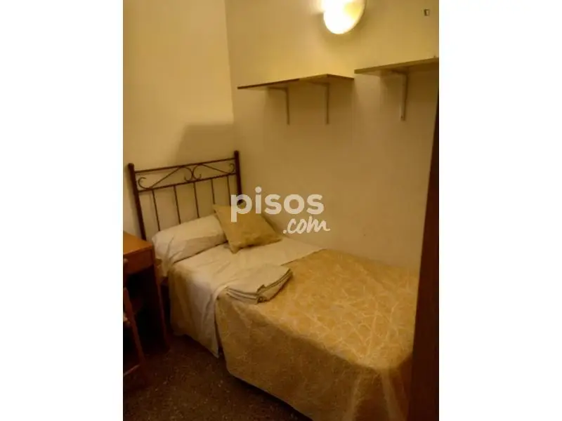 Habitación en Alquiler en Sants - Barcelona