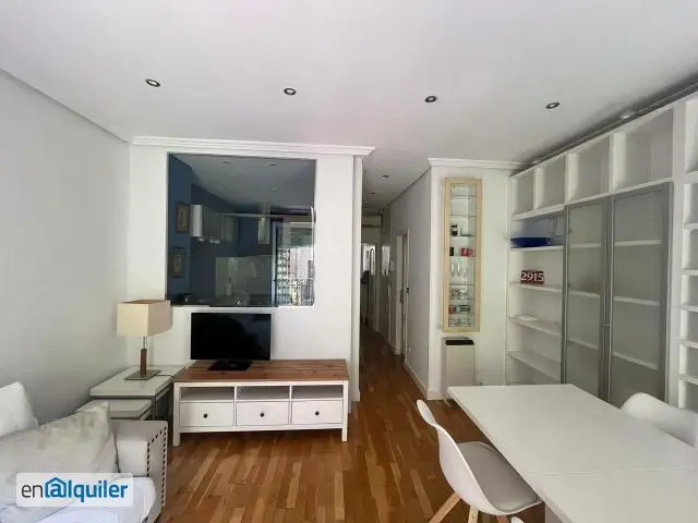 Piso en Alquiler Madrid 60m2 1 Dormitorio Terraza