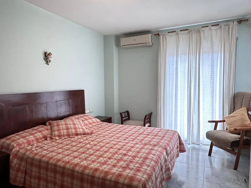 Chalet en Segur de Calafell con 4 habitaciones y garaje doble