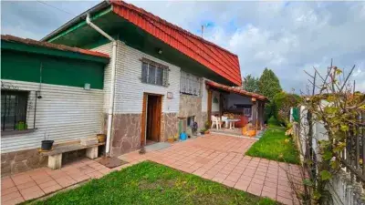 Chalet en venta en Medina de Pomar