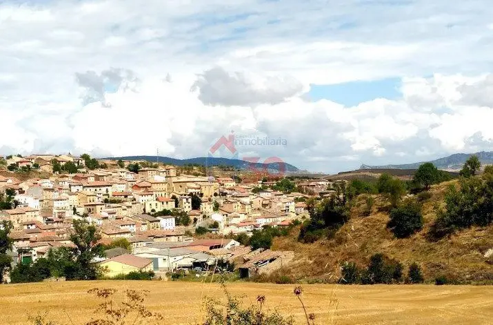 Venta Parcela Treviana 1200m2 Edificio 200m2 Bodega 70m2