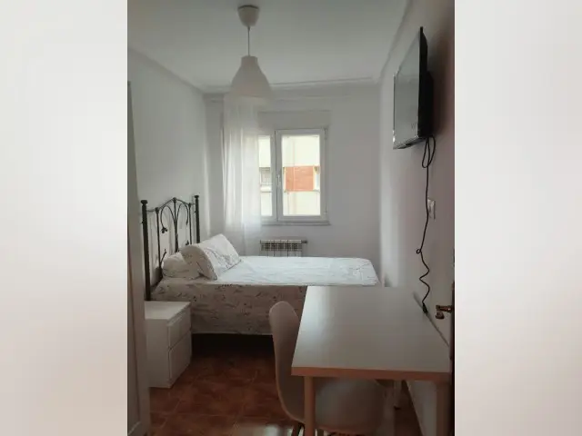 Habitación alquiler Oviedo, España