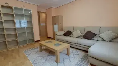 Alquiler Piso La Calzada Reciente Construccion Amueblado