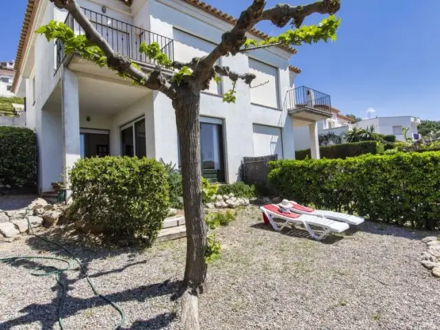 Casa Villa 4 Dormitorios L'Escala Alquiler