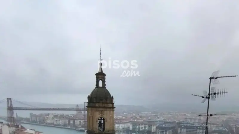 Piso para reformar en Errepelega cerca de la Plaza del Cristo