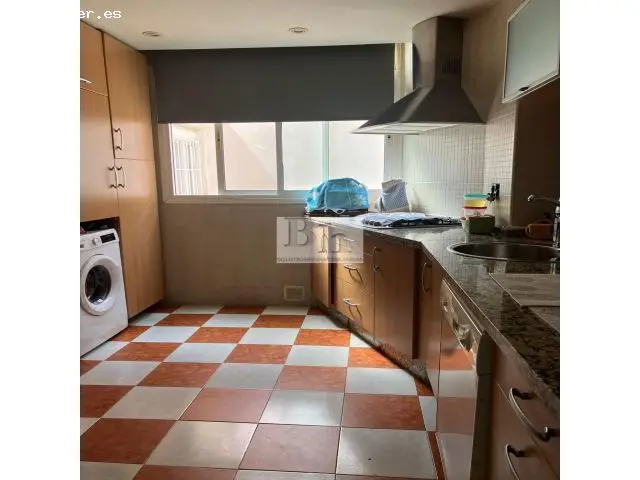 Precioso Piso en Primera Línea de Playa Huelín Málaga