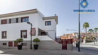 Casa en Venta Armilla Cerca Nevada 5 Dormitorios 4 Banos
