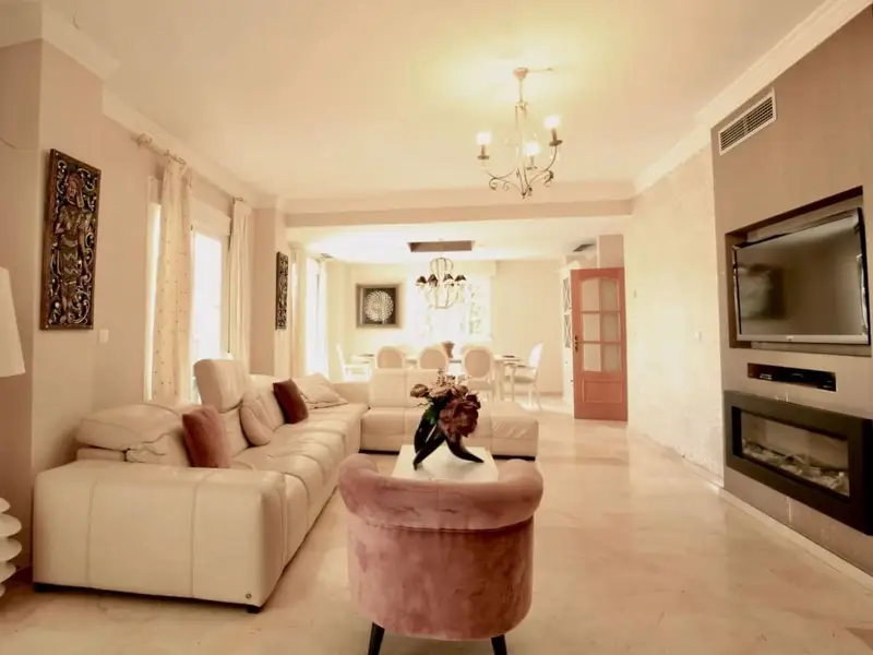 Chalet en Venta Guadalmina Alta Marbella 5 Dormitorios Piscina Jardin