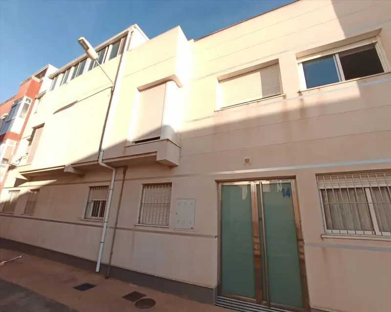 Piso 86m2 4 habitaciones 3 baños Almería