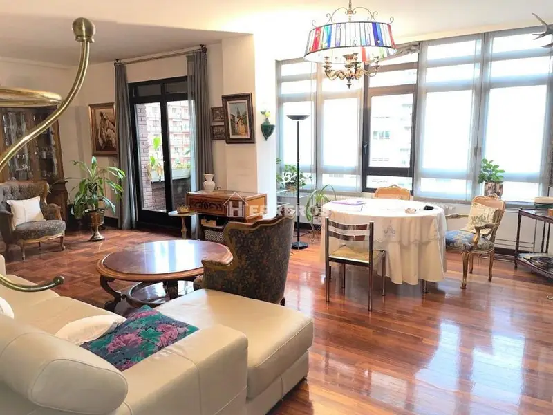 Venta Piso 5 Habitaciones Gran Via Centro Logroño