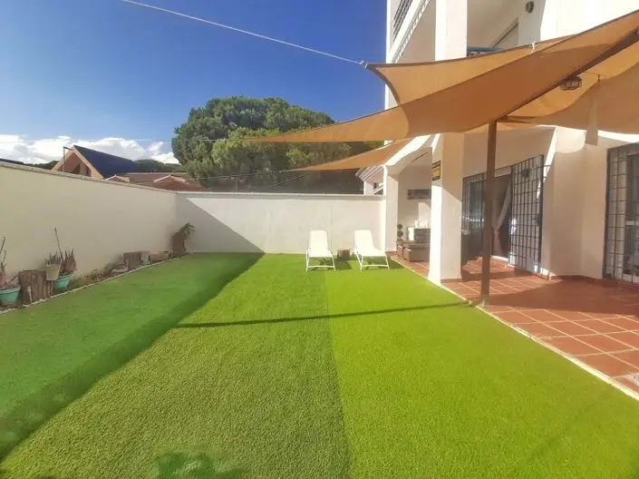 Apartamento en Calahonda 2 Dormitorios Jardin Privado Piscina