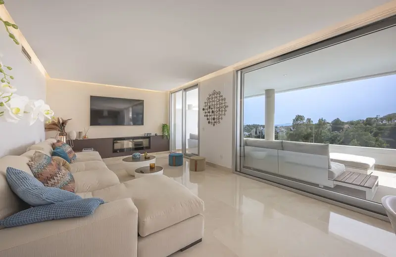 Adosado de 3 Dormitorios en venta Benahavis, España