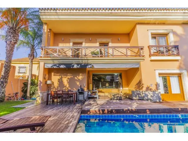 Maravillosa Villa Reformada en San Fernando