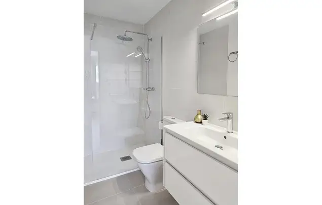 Alquiler Apartamento 2 Dormitorios 95m² Dos Hermanas