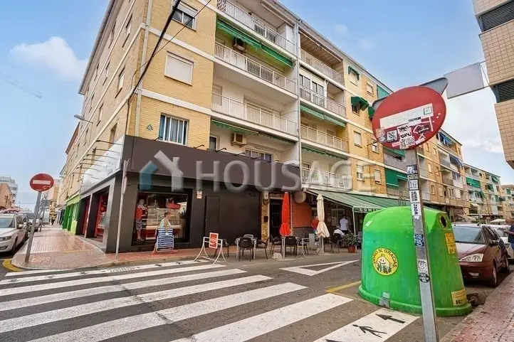 Piso en venta Torrevieja 3 dormitorios 1 baño cerca de la playa