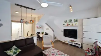 Bungalow en Gran Alacant con Piscina Comunitaria