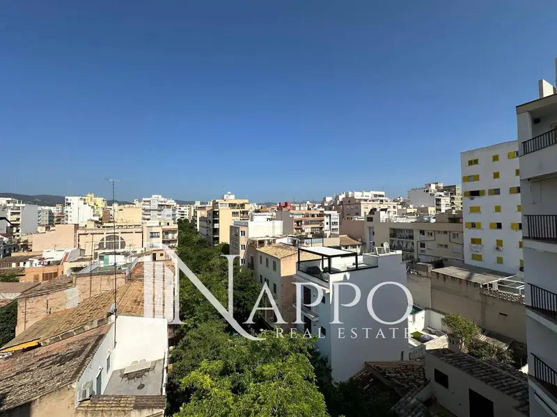 Piso en venta Santa Catalina Palma Mallorca 137m2 4 dormitorios 2 baños