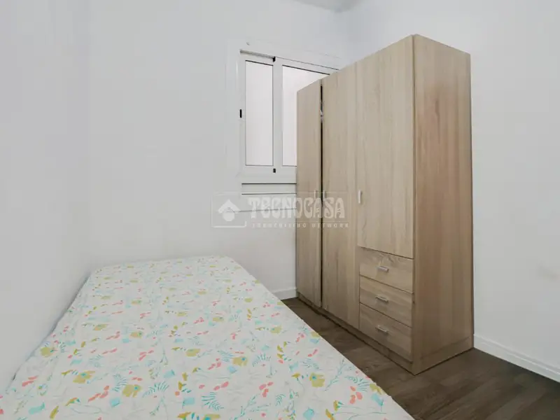 Piso en venta en Sant Andreu 50m2 3 dormitorios reformado