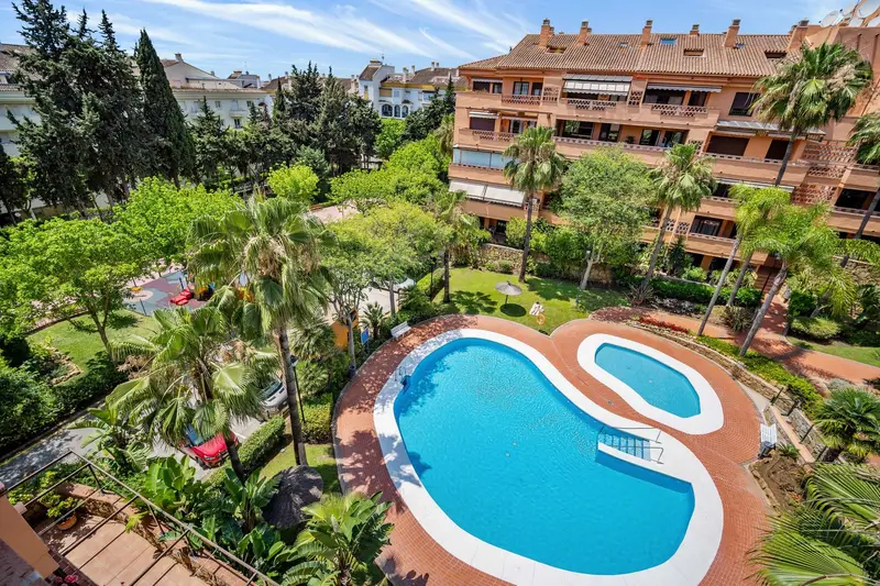 Apartamento 3 Dormitorios Milla de Oro Marbella