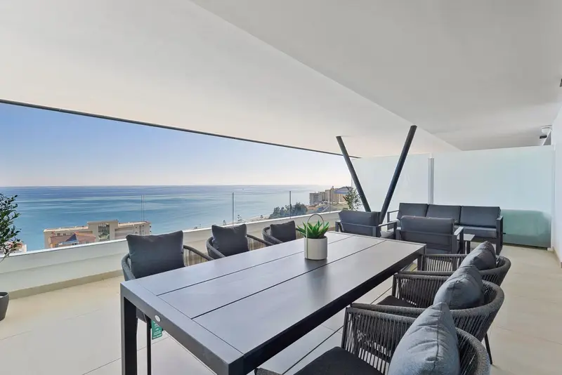 Atico Duplex Lujo 3 Dormitorios Fuengirola Vistas Mar