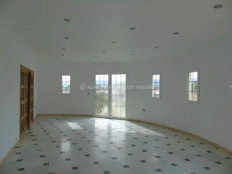 Villa 5 Dormitorios Partaloa Almeria Gran Oportunidad