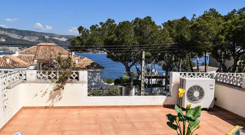 Villa en Palmanova con Vistas al Mar 7 Dormitorios Piscina y Garaje
