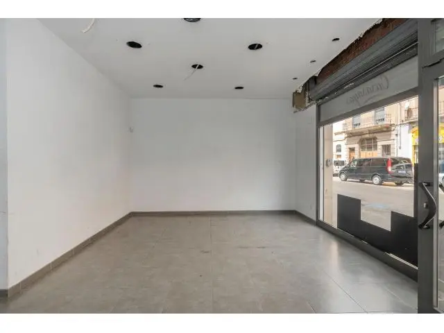 Local Comercial en Alquiler Carretera de Vic Manresa