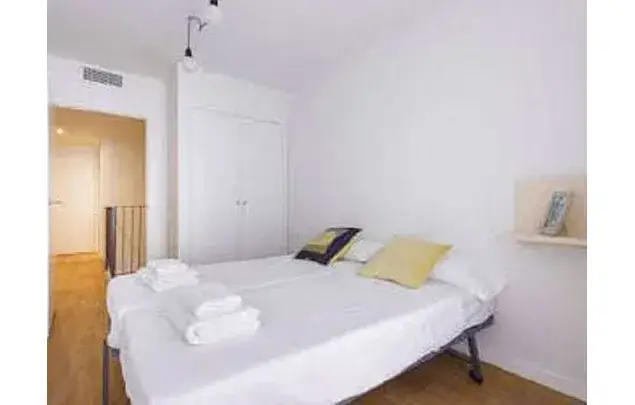 Apartamento de 1 Dormitorio 129m2 en Barcelona
