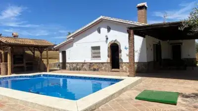 Casa en alquiler en Calle Campiñuela