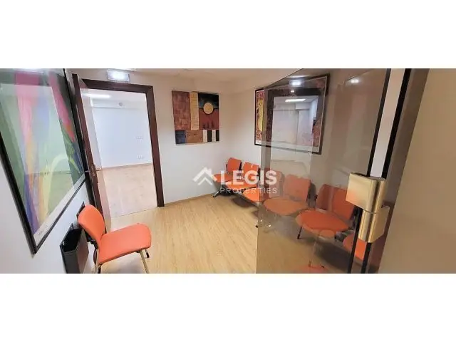 Local Comercial Oviedo Centro - Clinica Medica - 152m2
